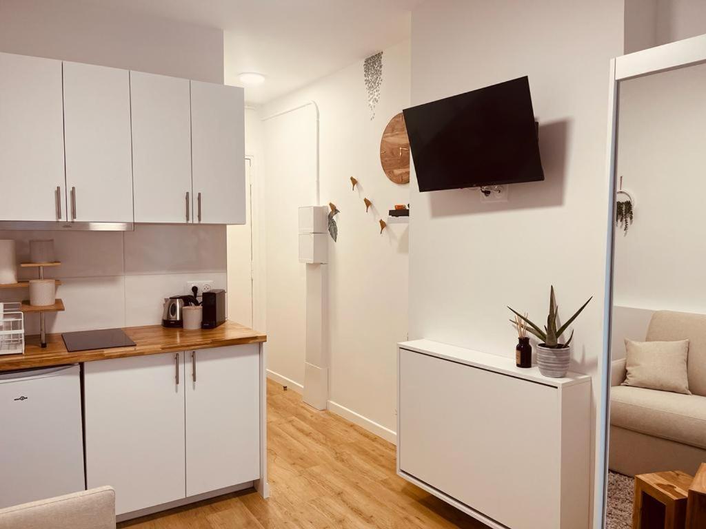 Mignon Petit Studio 16M2 Les Lilas Exterior photo