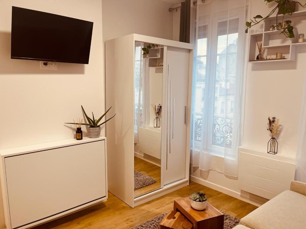 Mignon Petit Studio 16M2 Les Lilas Exterior photo